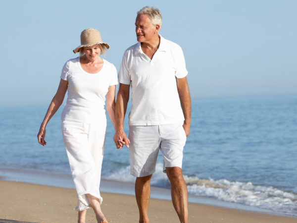 Couple Beach 4 (1)