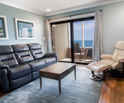 litchfield-inn-oceanfront-dunes-two-bedroom-villa-living-room