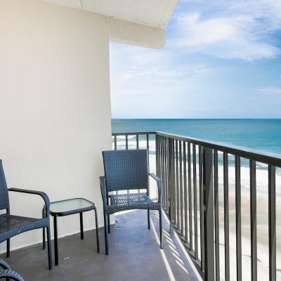 Oceanfront Tower Deluxe King Room - Balcony