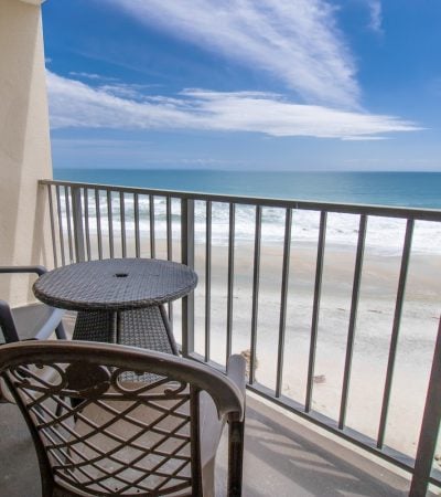 Oceanfront Tower King Room - Balcony