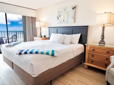 Oceanfront Tower King Room - King Bed