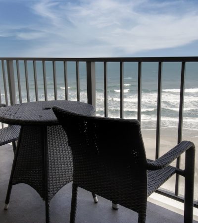 Oceanfront Tower Room - Balcony