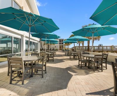 Outdoor Picnic / Dining Area