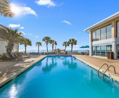 Oceanfront Outdoor Pool