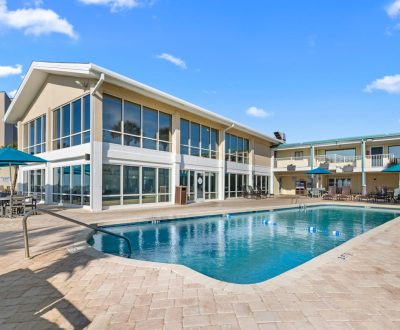 Oceanfront Outdoor Pool