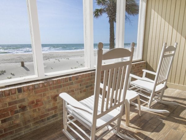 Dunes Oceanfront King Room - Enclosed Porch