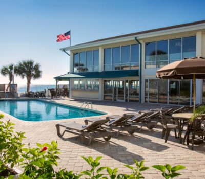 oceanfront-pool-the-oceanfront-litchfield-inn-720x480