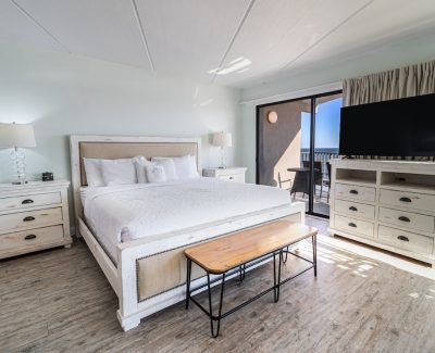 Oceanfront Tower Deluxe King Room