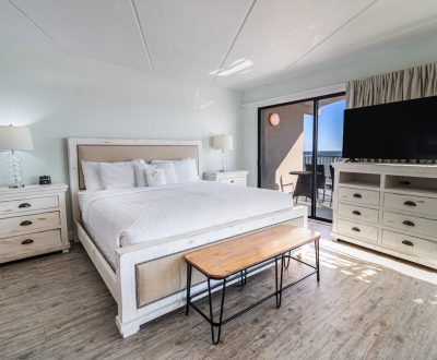 Oceanfront Tower Deluxe King Room
