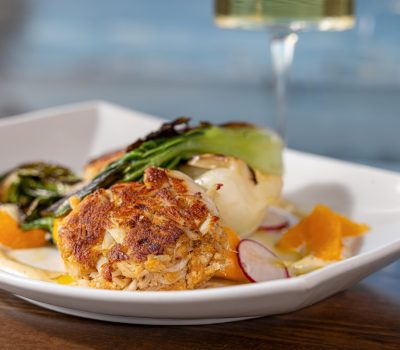 tide-to-table-crab-cakes-3